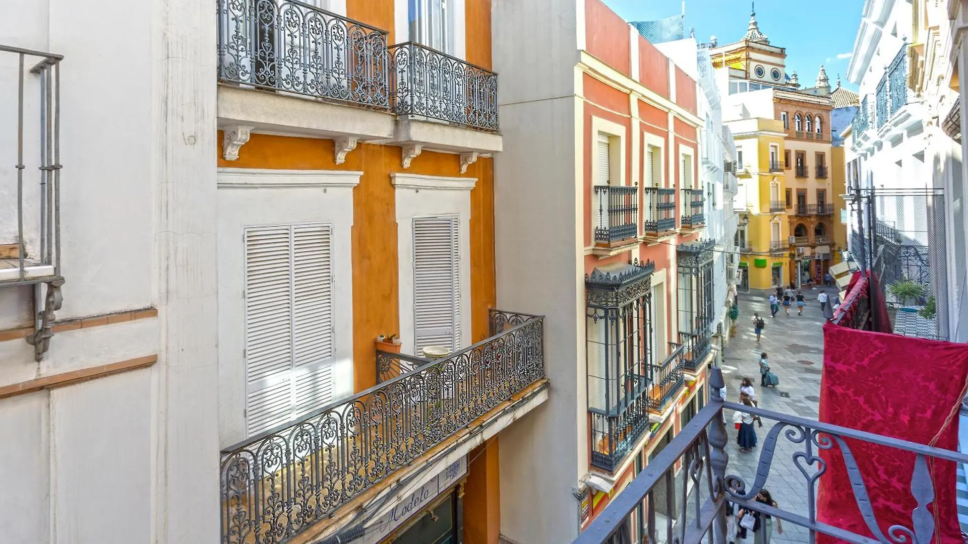 Genteel Home Francos VIII Seville 0*,  Spain