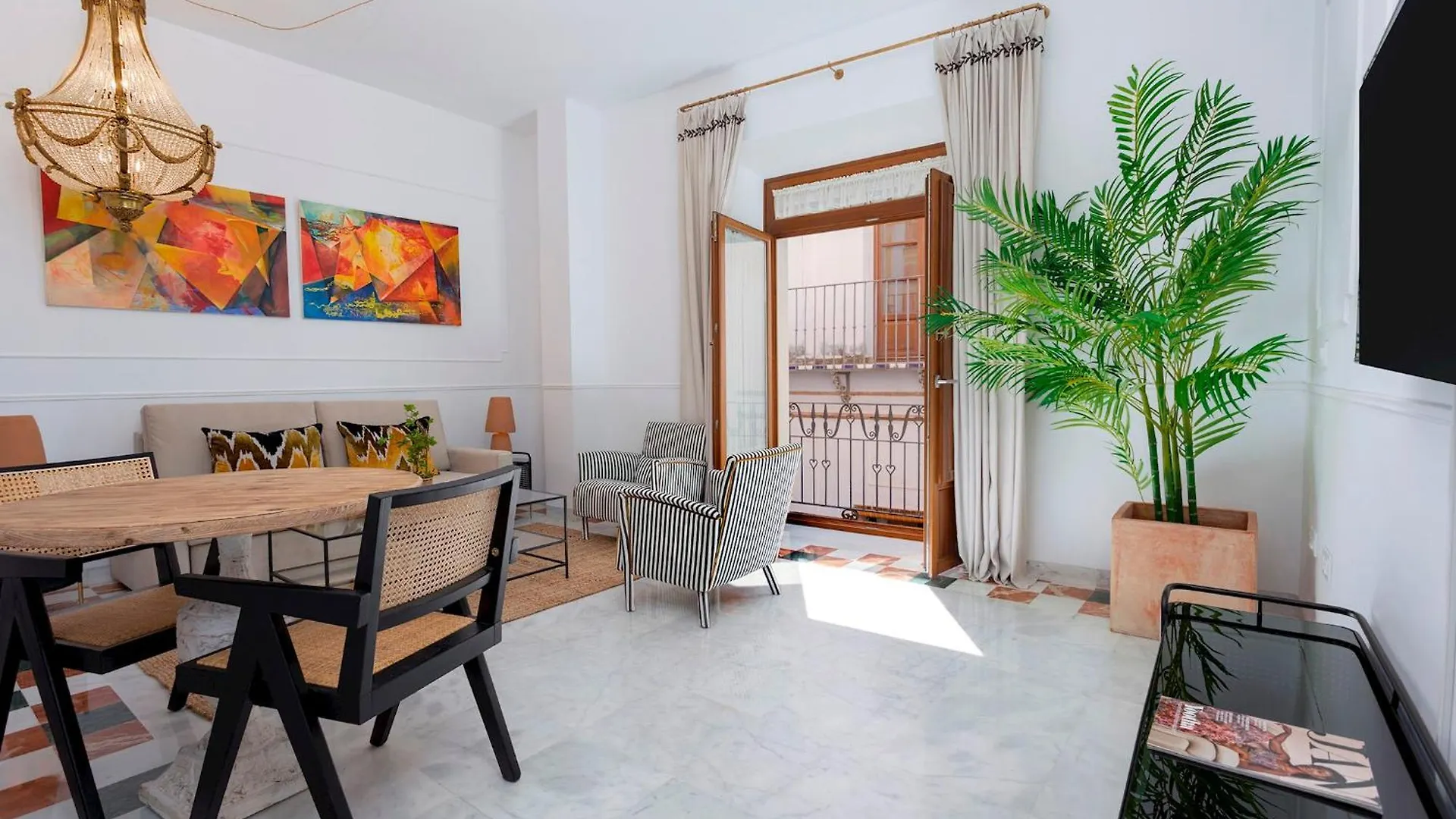 Genteel Home Francos VIII Seville